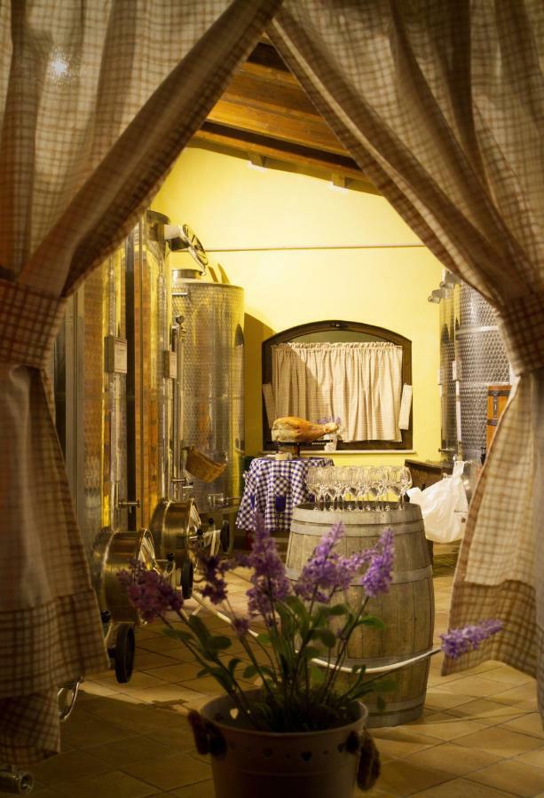 Tenuta Jumara San Lorenzo Maggiore Exterior foto